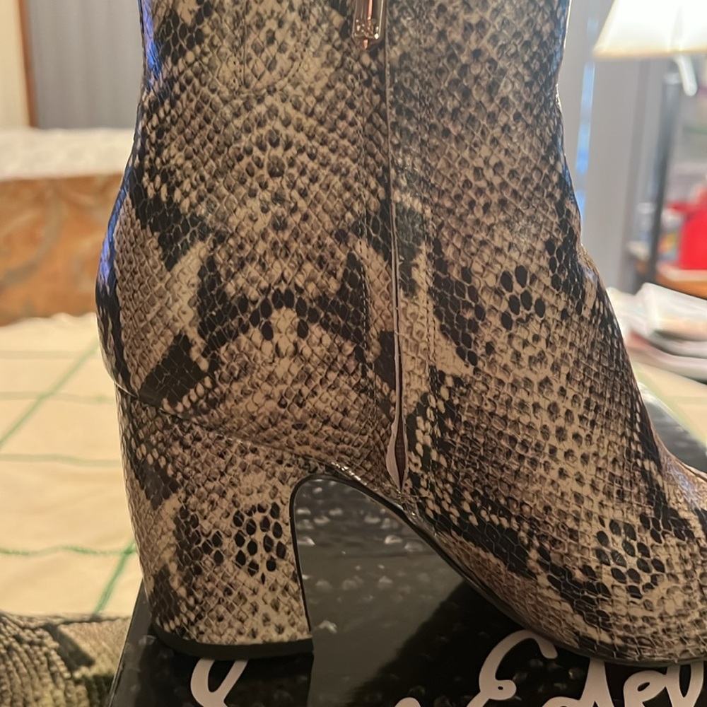Sam Edelman Women's Snake Print Ankle Boots - Picture 4 of 10